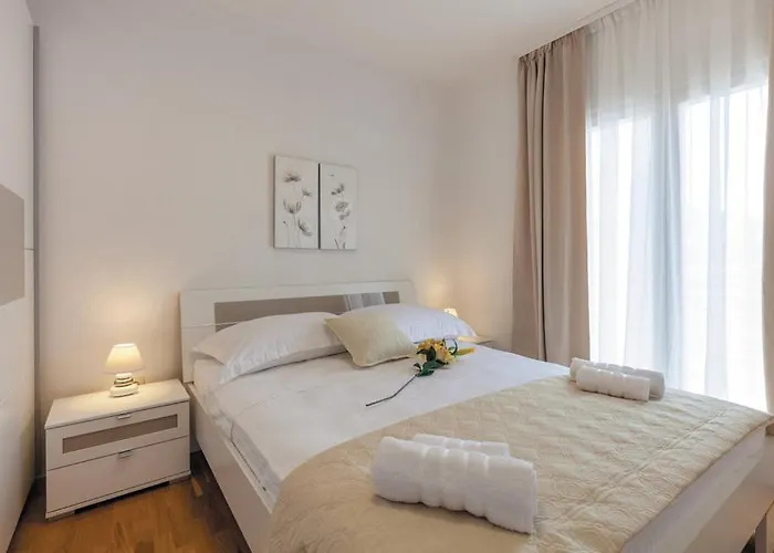Vila Kastel *