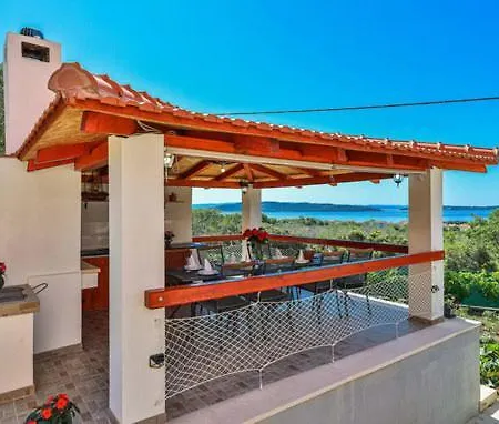 Villa Leona *