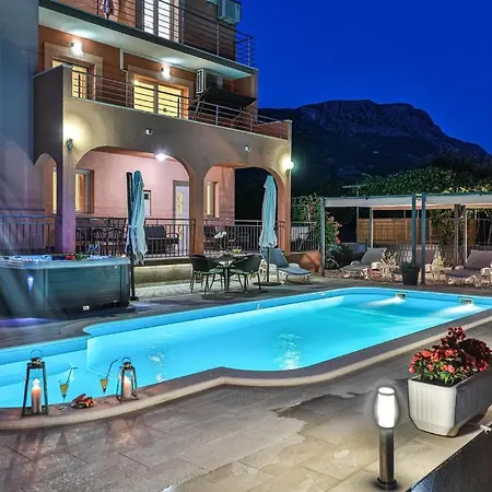 Villa Leona *