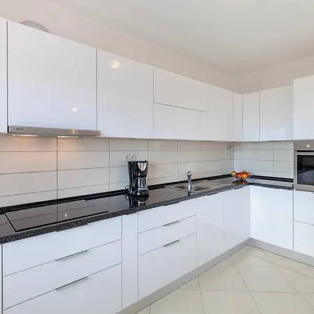 Villa Leona فيلة Kaštela
